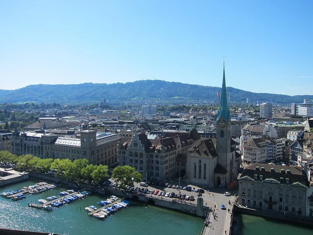 6143914073_e3b4f4883d_z