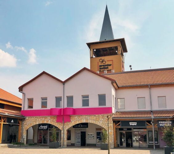 Premier Outlets Center